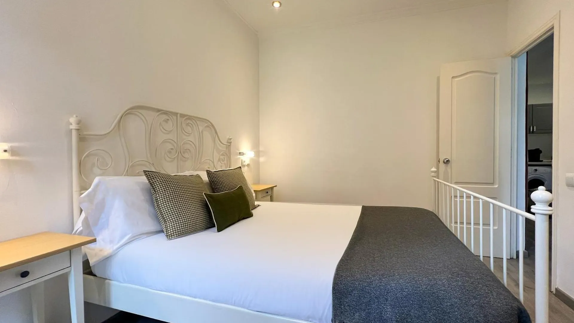 ברצלונה Stay Unique Apartments At Mallorca 0*,  ספרד